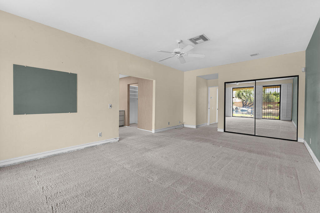 78159 Lago Drive