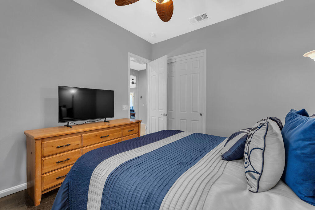 81323 Avenida Colonias