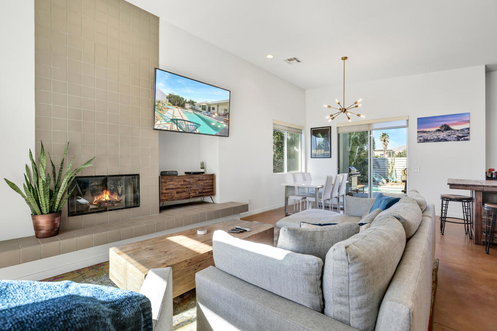 67686 Long Canyon Lane