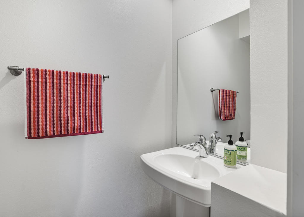 67686 Long Canyon Lane