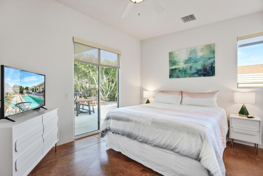 67686 Long Canyon Lane