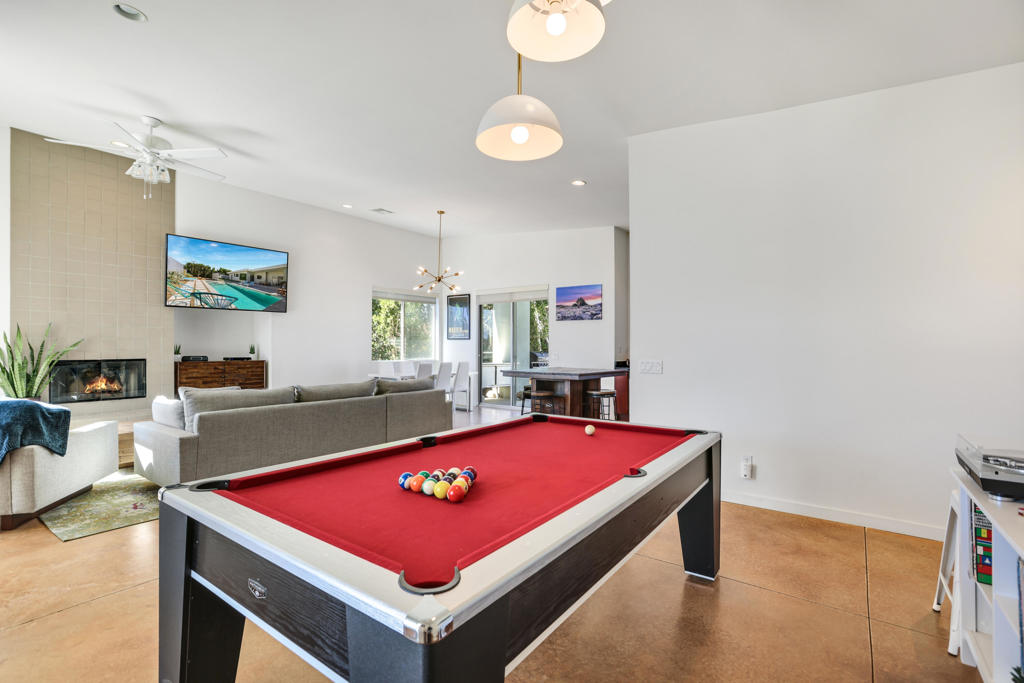 67686 Long Canyon Lane