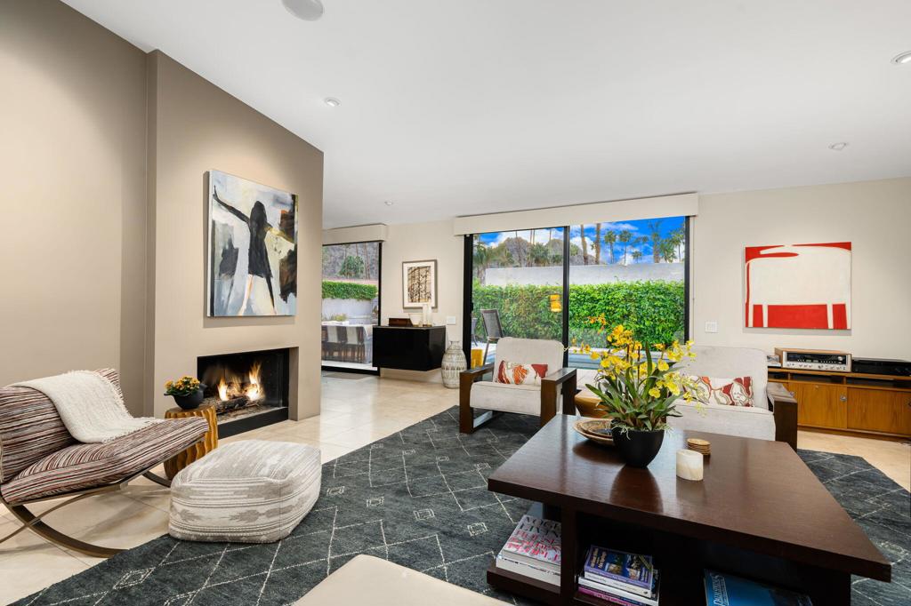 46440 War Bonnet Circle