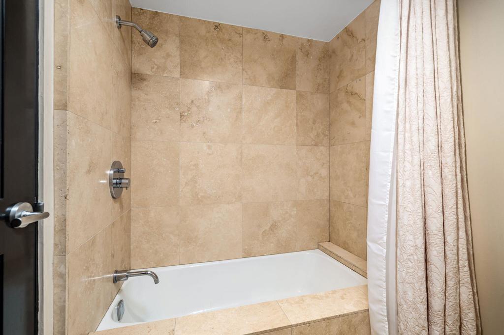 46440 War Bonnet Circle