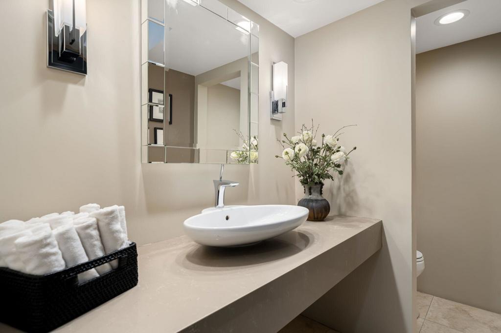 46440 War Bonnet Circle