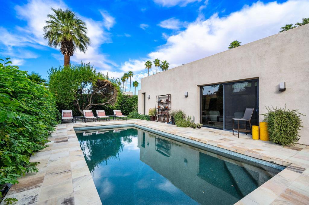 46440 War Bonnet Circle