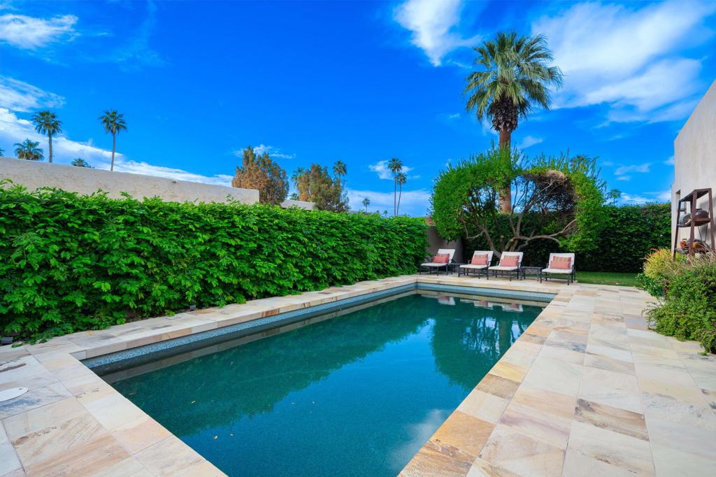 46440 War Bonnet Circle