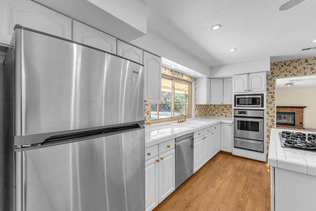 74075 Setting Sun Trail