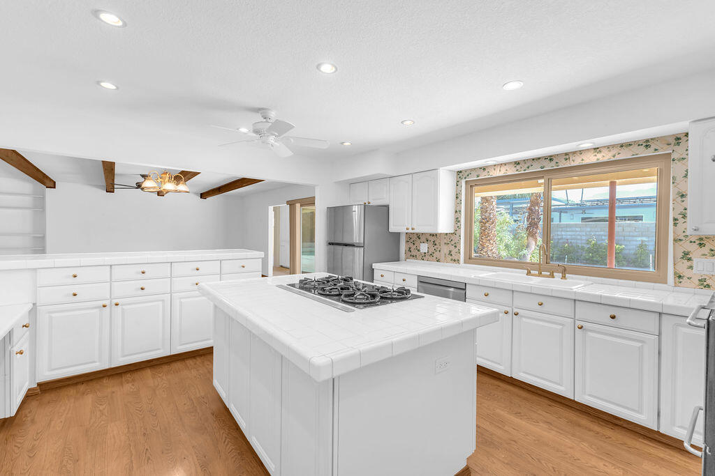 74075 Setting Sun Trail