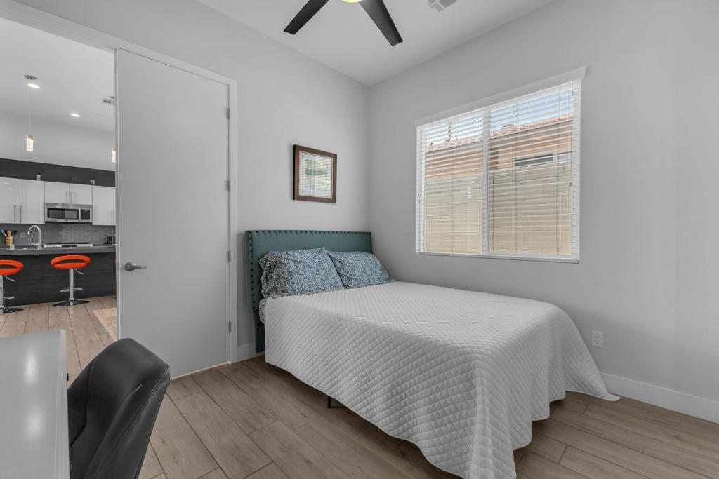 51855 Avenida Juarez