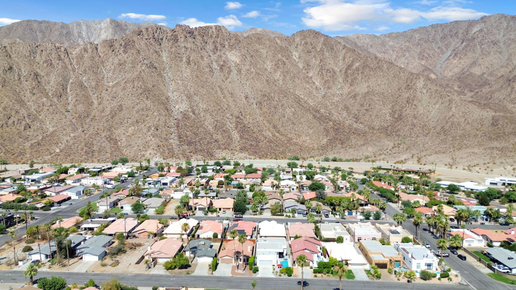 51855 Avenida Juarez