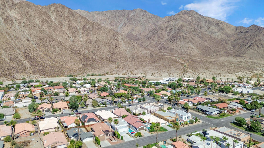 51855 Avenida Juarez