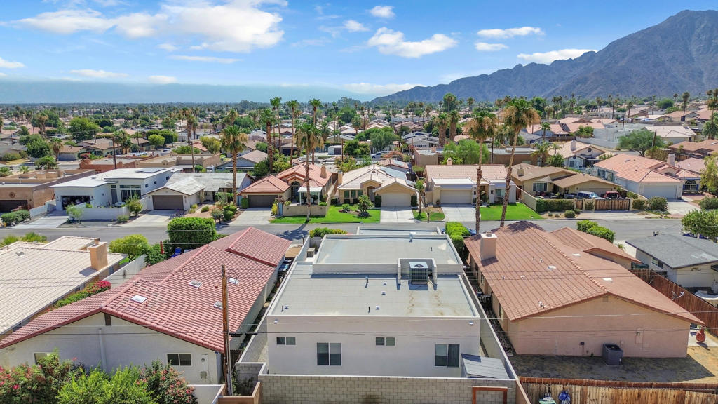 51855 Avenida Juarez