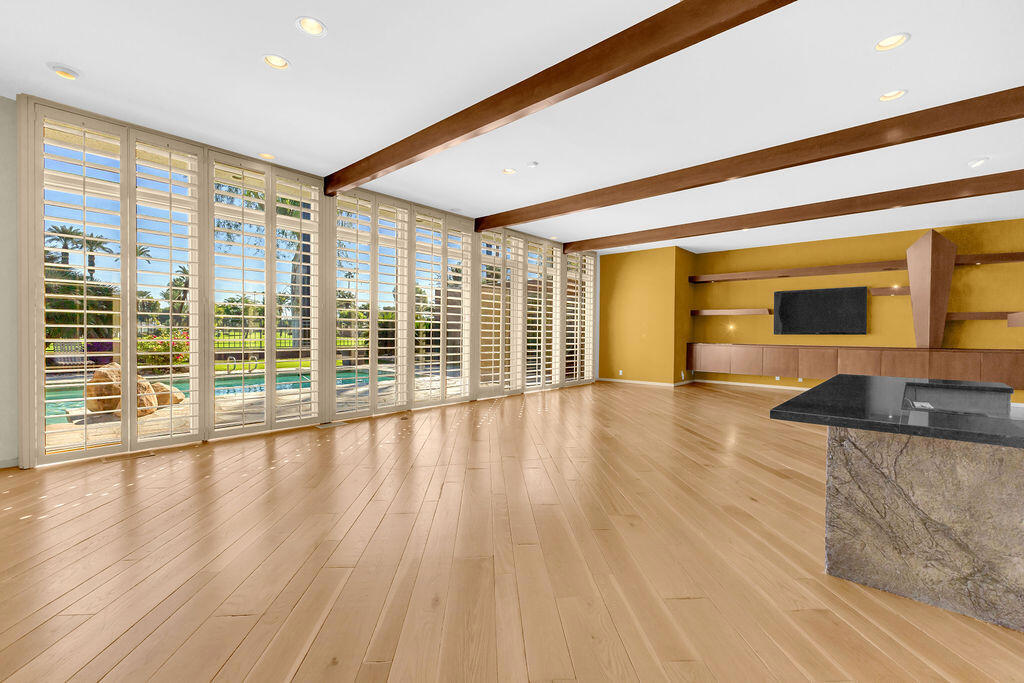 1421 Tamarisk West Street 3