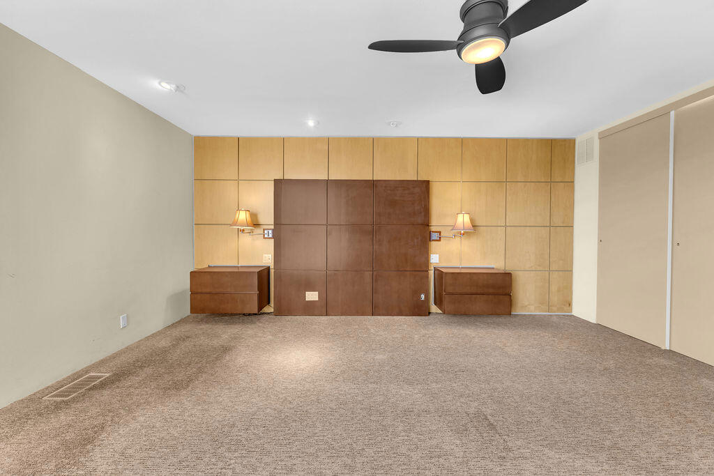 1421 Tamarisk West Street 3