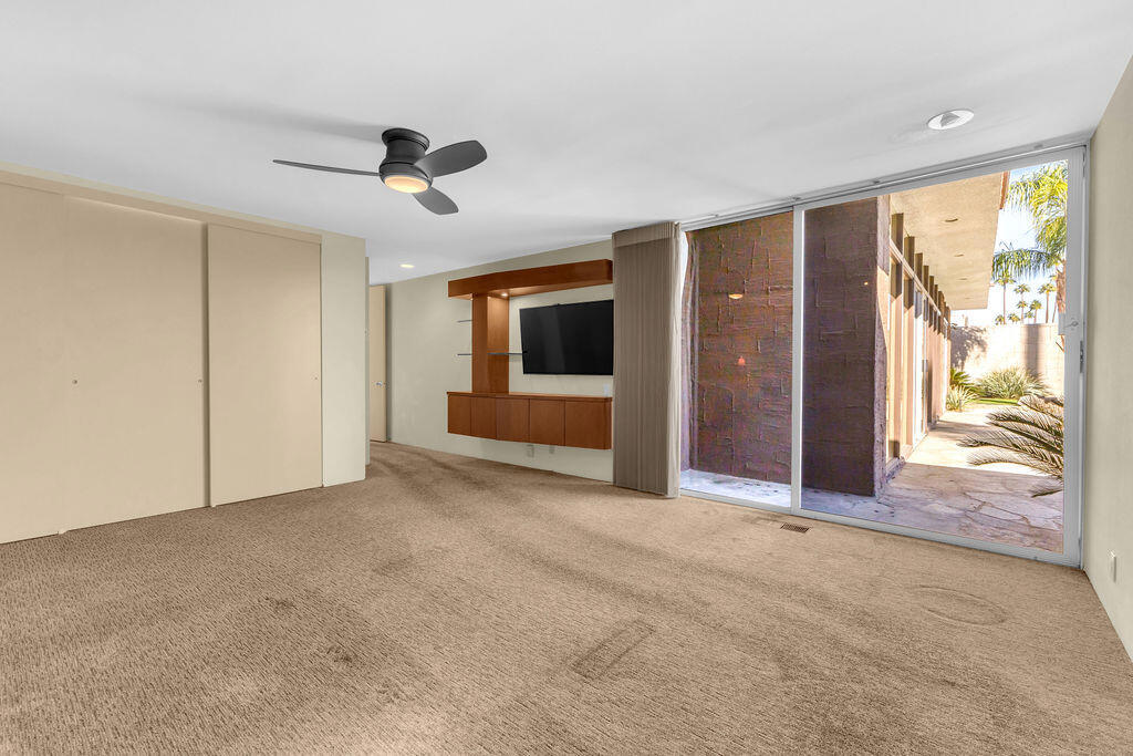 1421 Tamarisk West Street 3