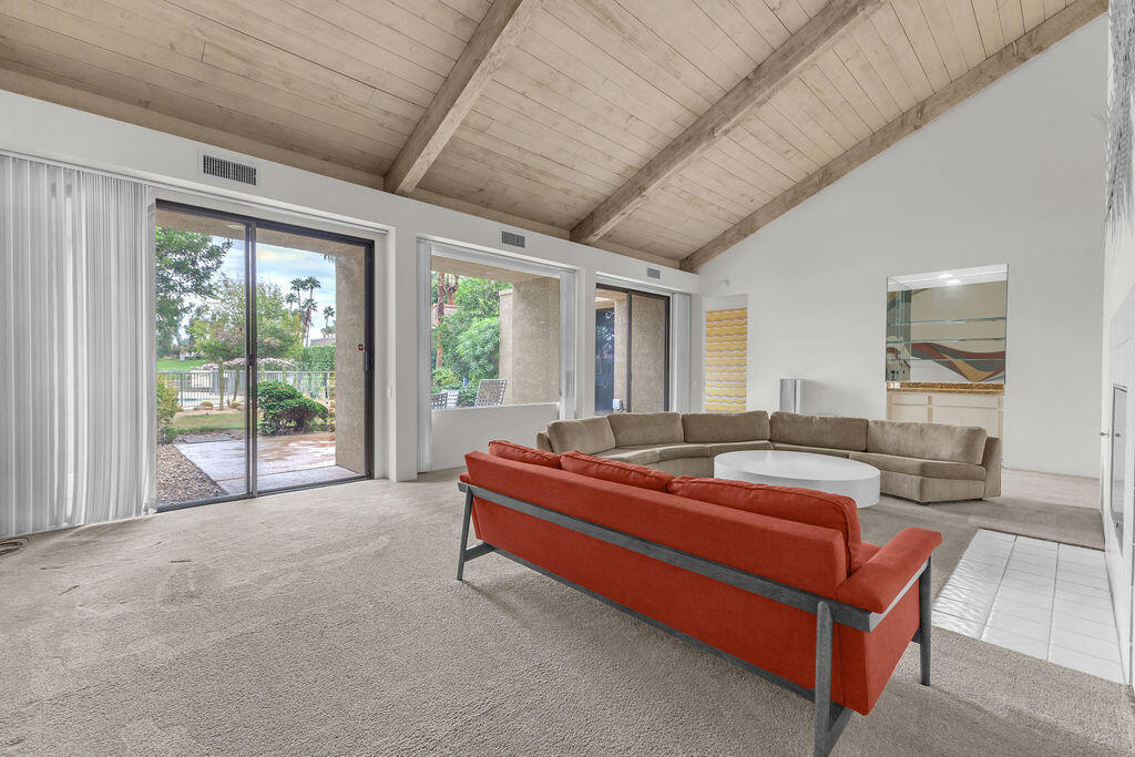 535 Desert West Drive