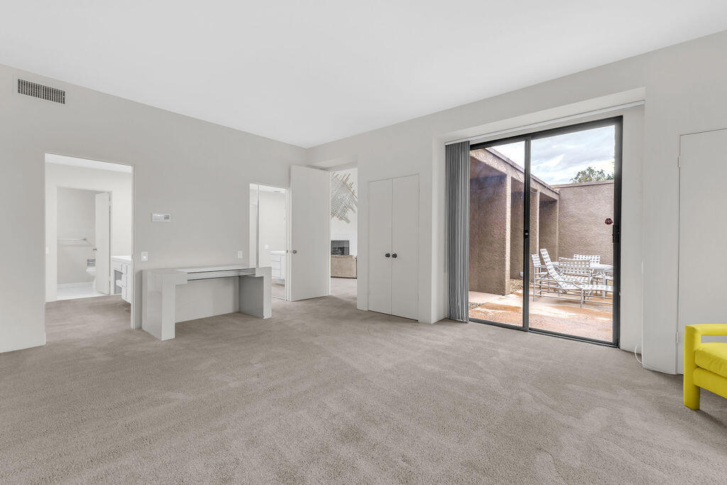 535 Desert West Drive