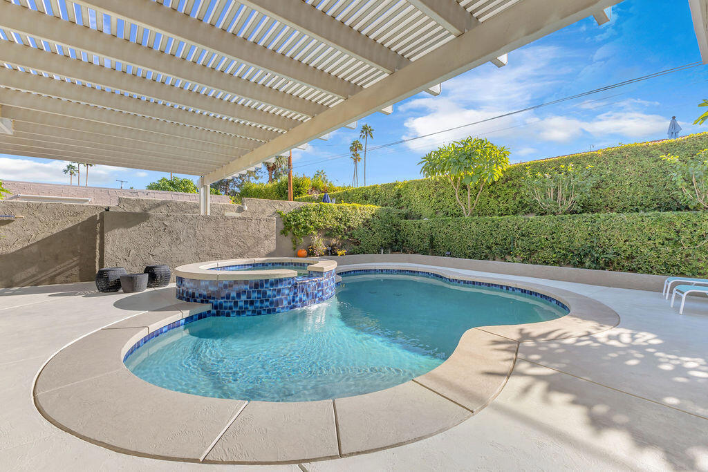 72543 Beavertail Street