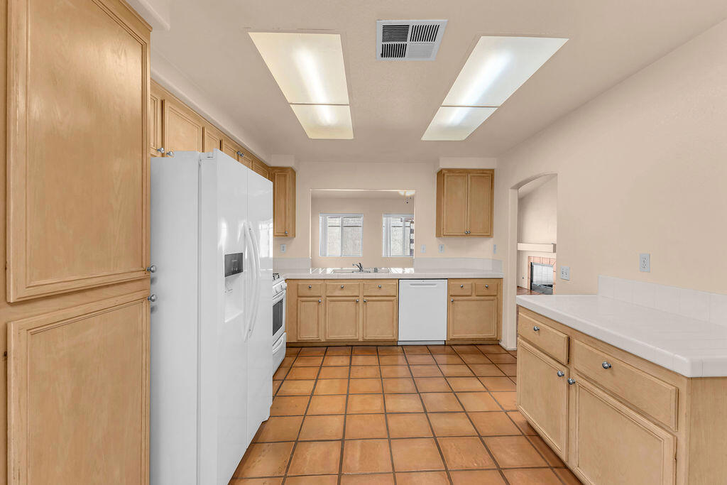 45030 Desert Hills Court