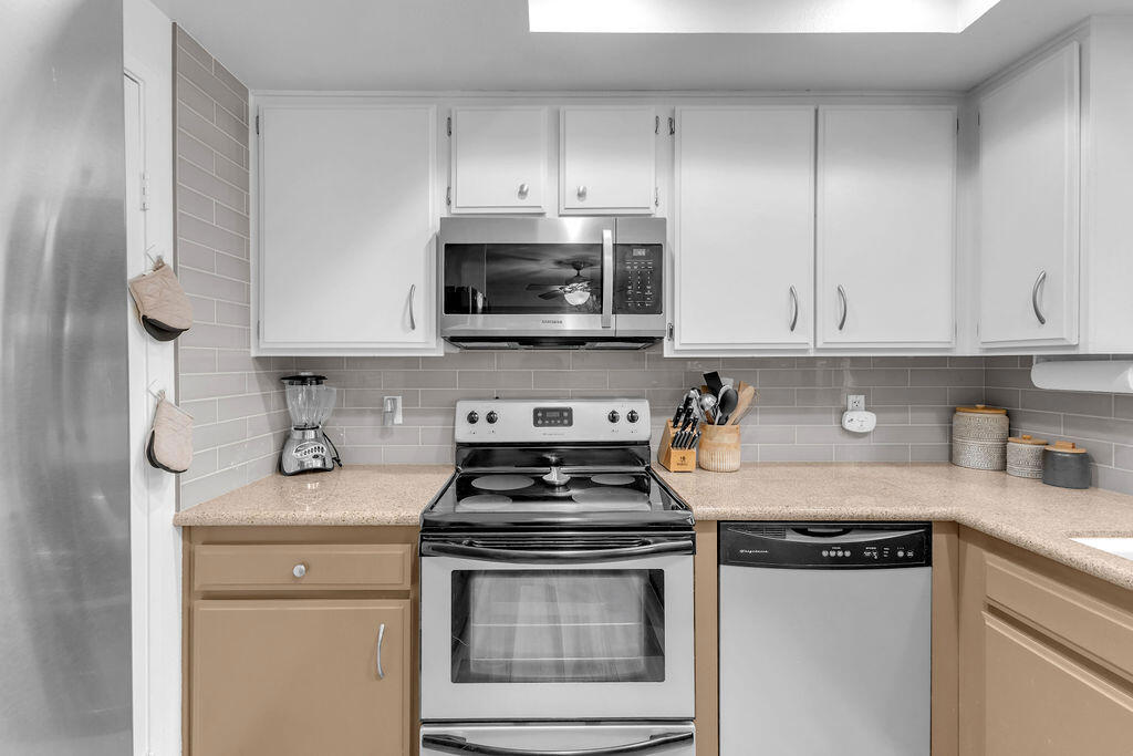 72954 Ken Rosewall Lane