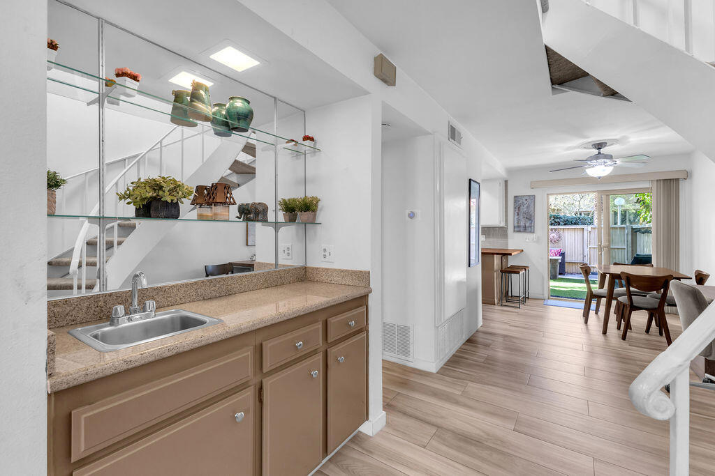 72954 Ken Rosewall Lane