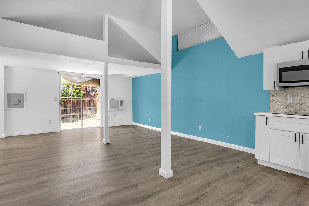 51735 Avenida Vallejo