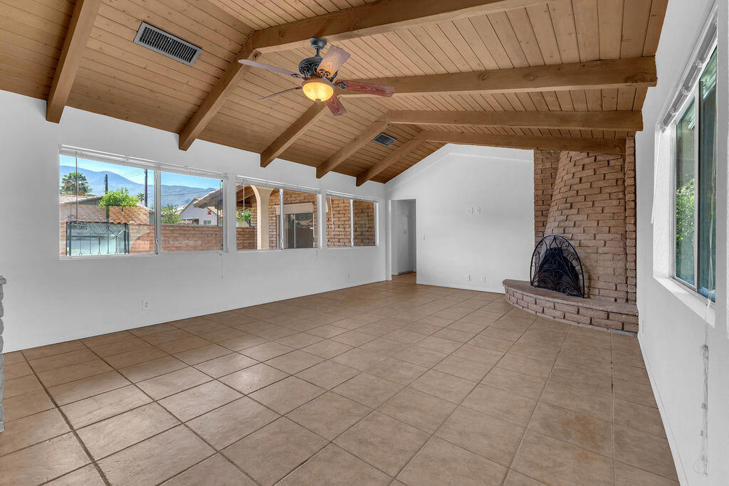 51735 Avenida Vallejo