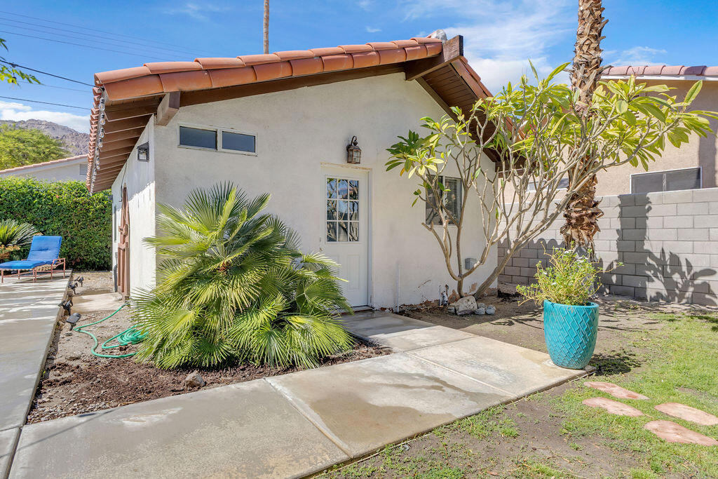 51735 Avenida Vallejo