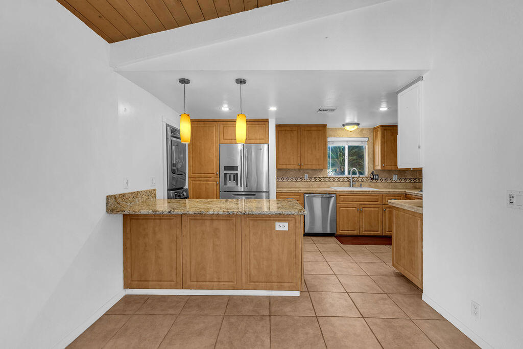 51735 Avenida Vallejo