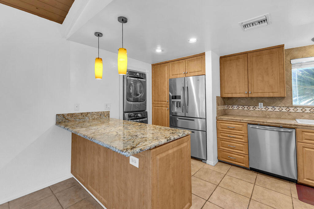 51735 Avenida Vallejo