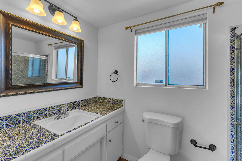 51735 Avenida Vallejo