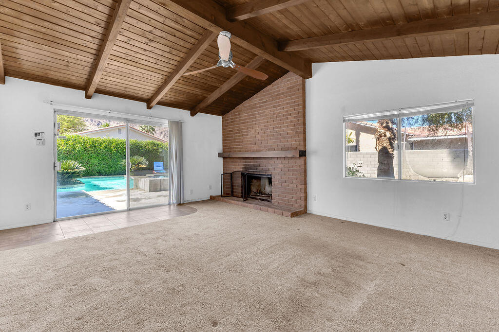 51735 Avenida Vallejo