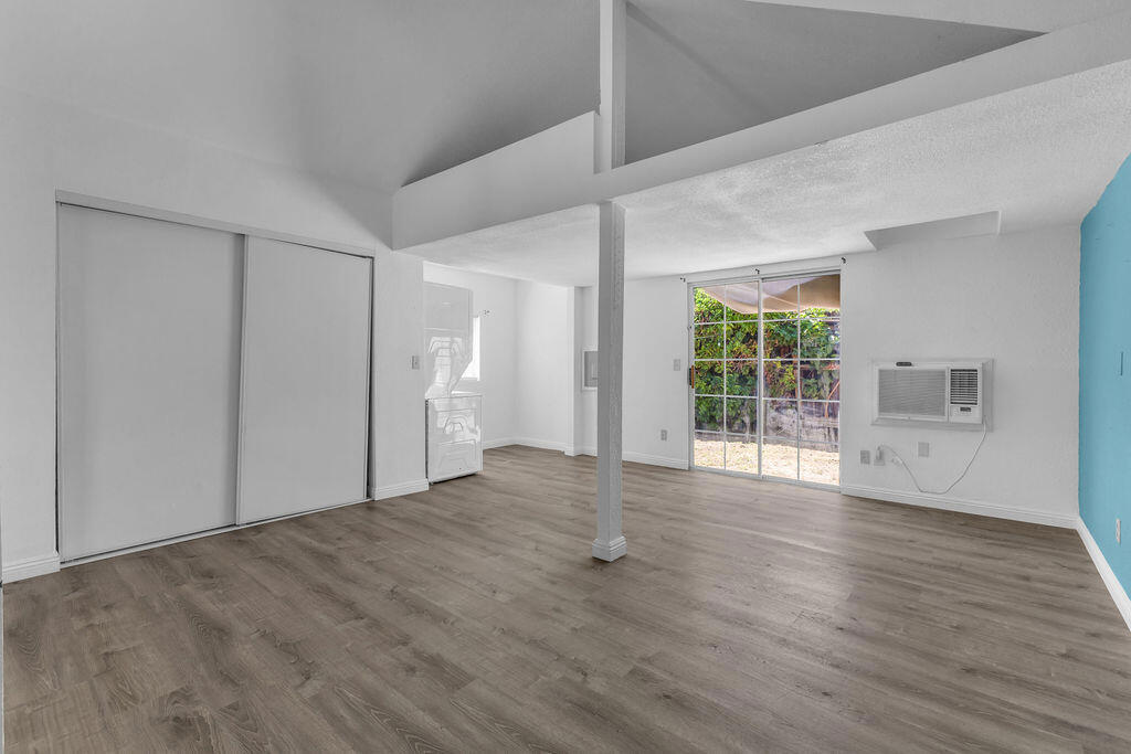 51735 Avenida Vallejo