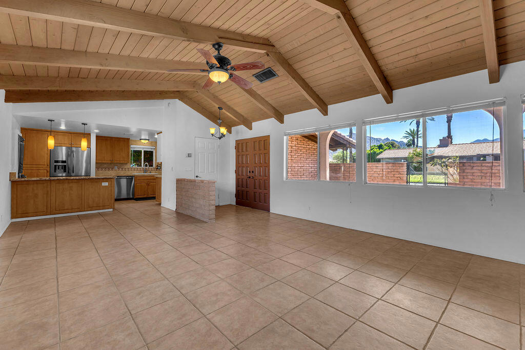 51735 Avenida Vallejo