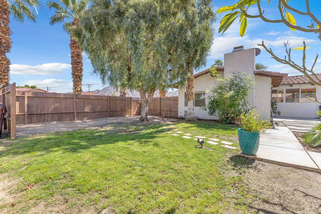 51735 Avenida Vallejo