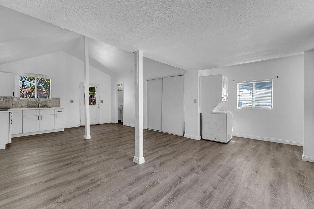 51735 Avenida Vallejo