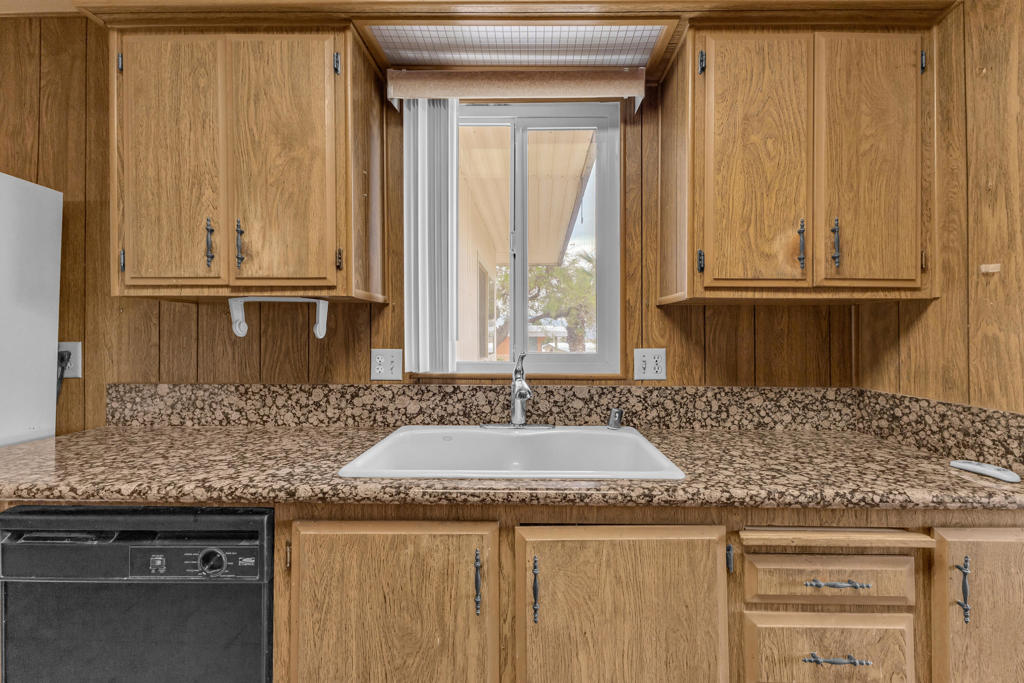 69250 Crestview Drive