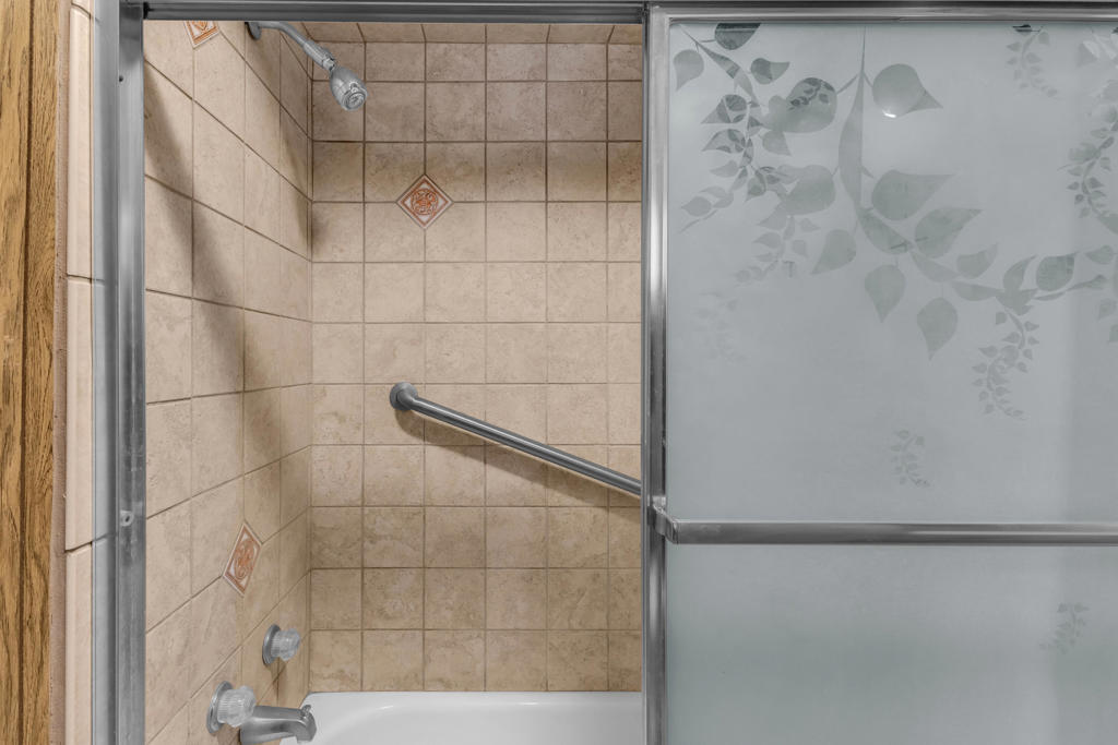 69250 Crestview Drive