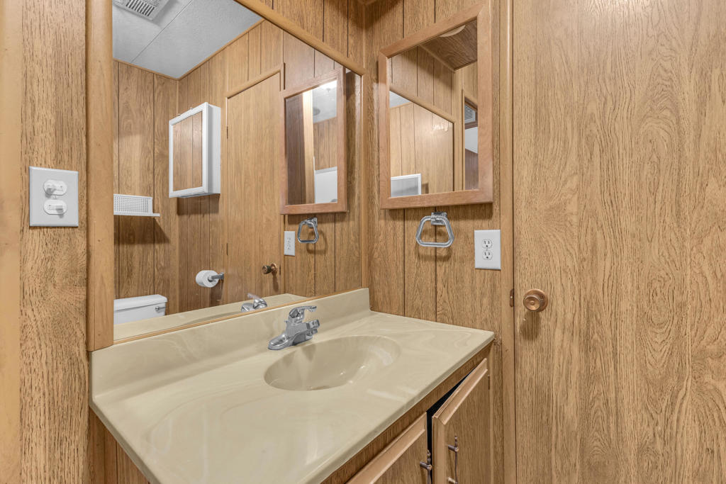 69250 Crestview Drive