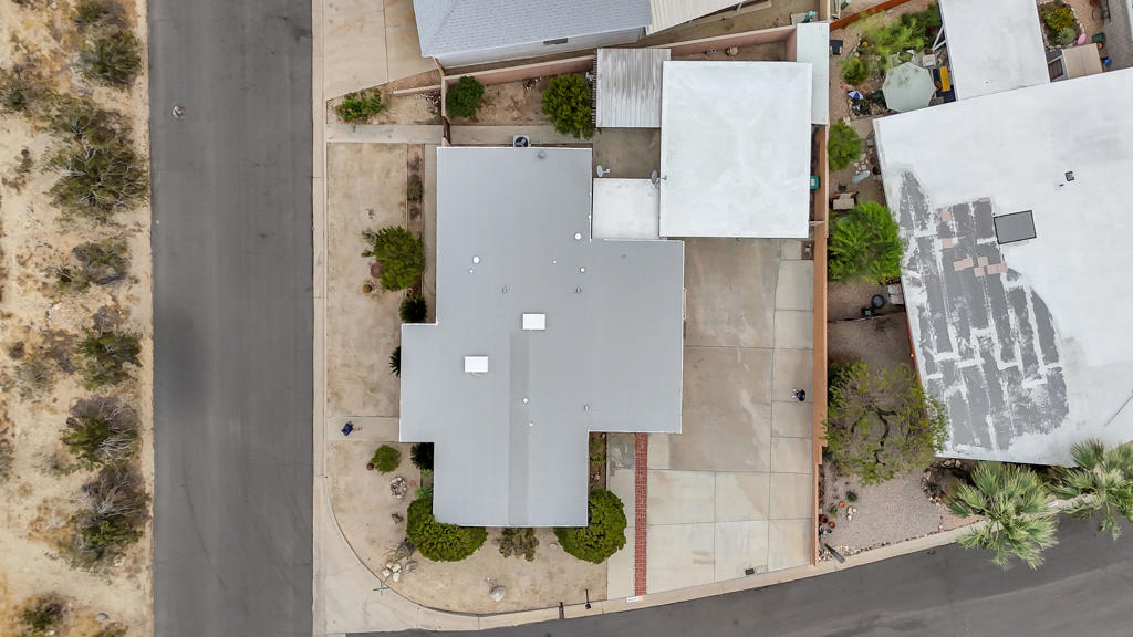 69250 Crestview Drive