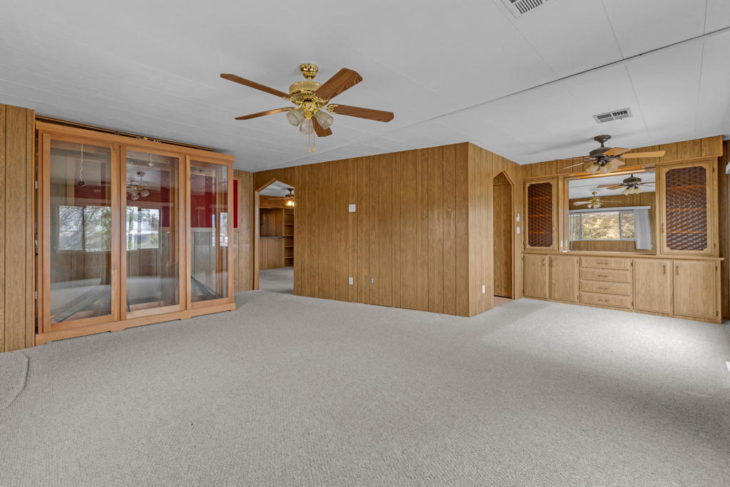 69250 Crestview Drive