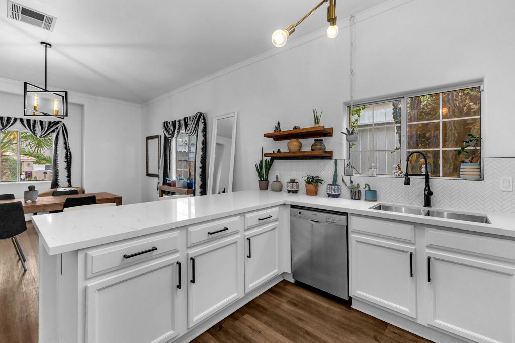 53545 Avenida Ramirez