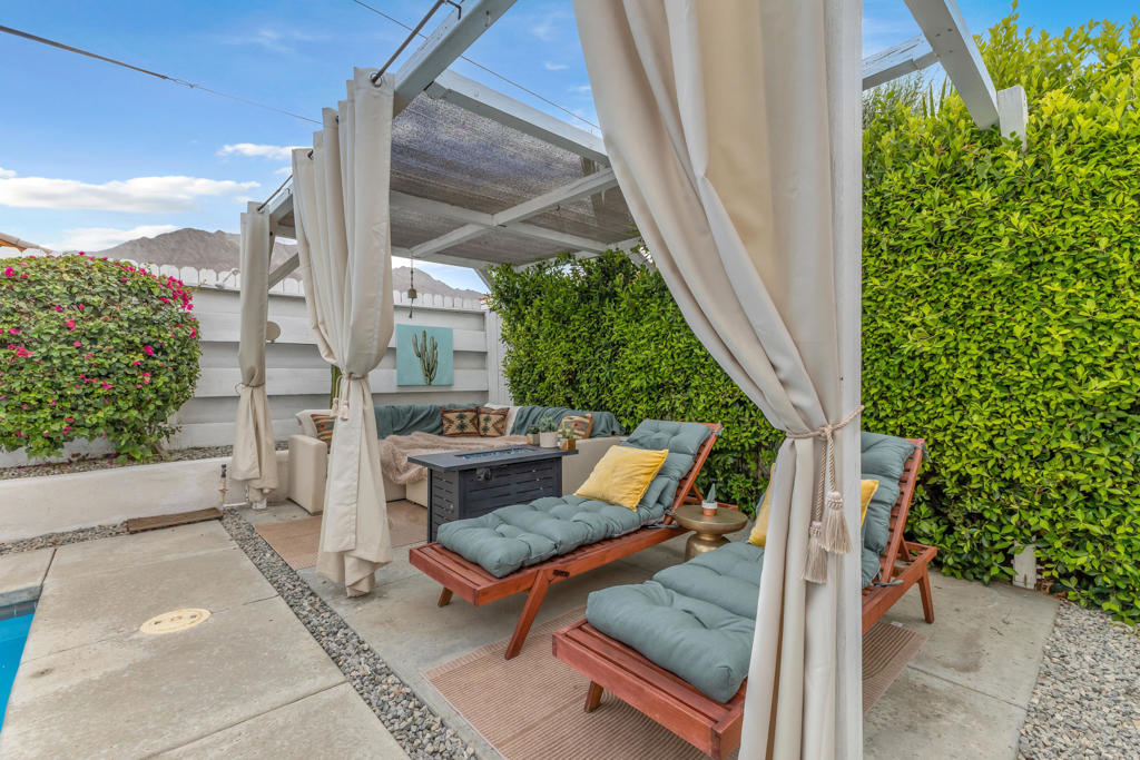 53545 Avenida Ramirez