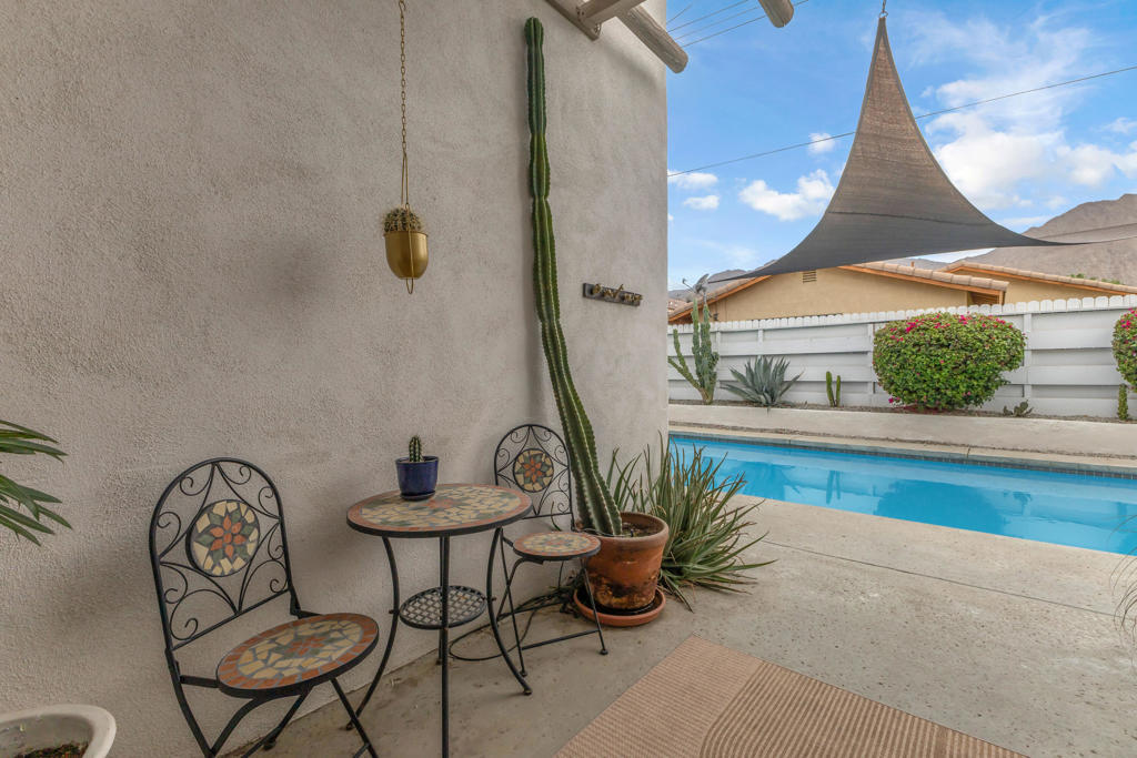 53545 Avenida Ramirez