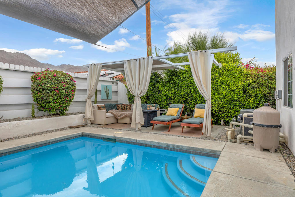 53545 Avenida Ramirez