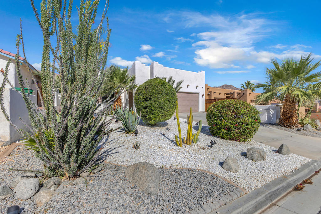 53545 Avenida Ramirez