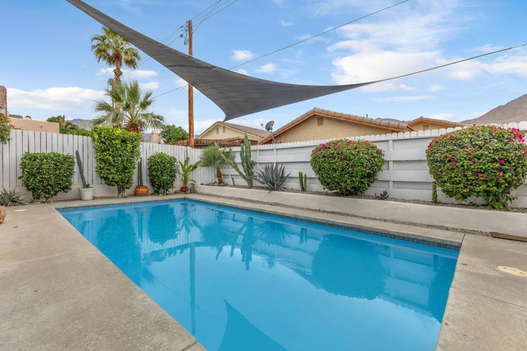 53545 Avenida Ramirez