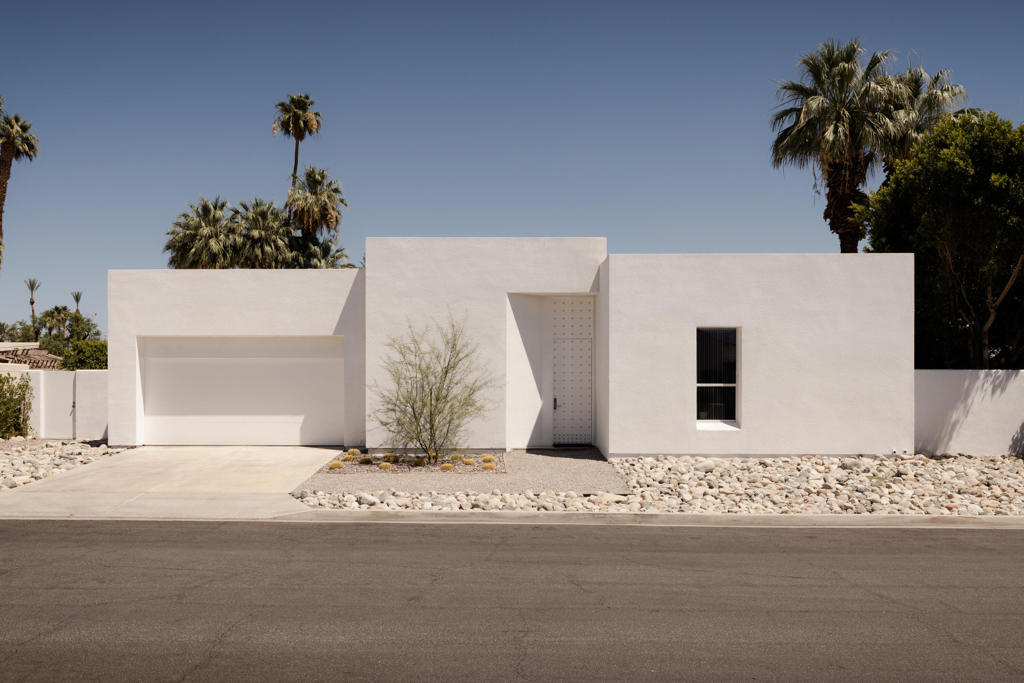 37700 Peacock Circle