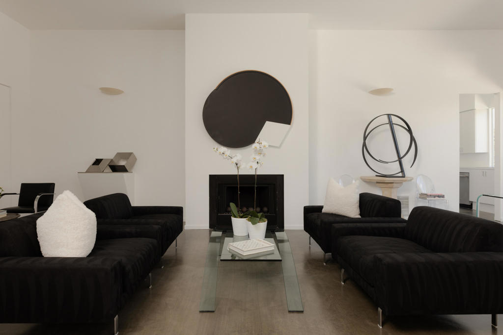 37700 Peacock Circle